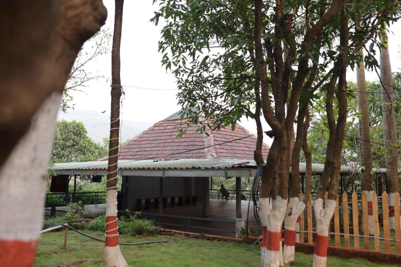 Bed and Breakfast Nisarg Farm Mulshi Exterior foto